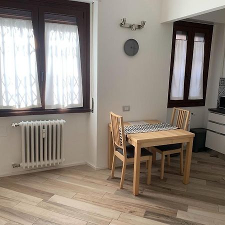 Andrea Apartment มิลาน ภายนอก รูปภาพ